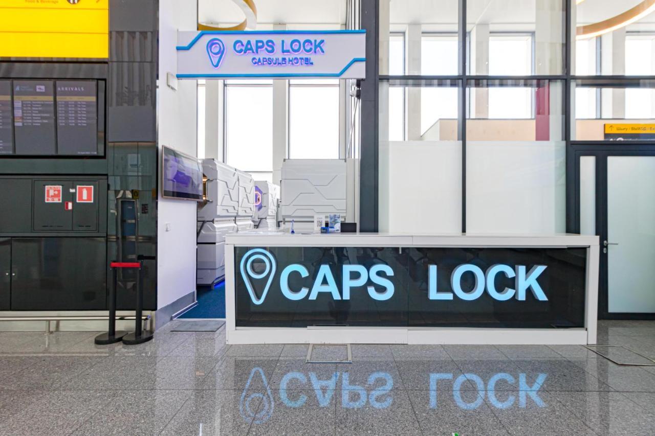 Caps Lock Airport Hotel Astaná Exterior foto